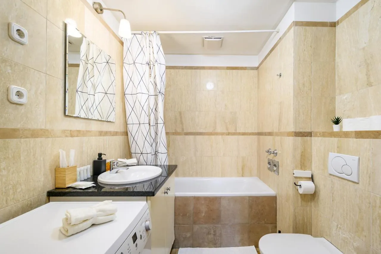 Szimpla 1Bedroom Apartment In Center Budapest Hungary